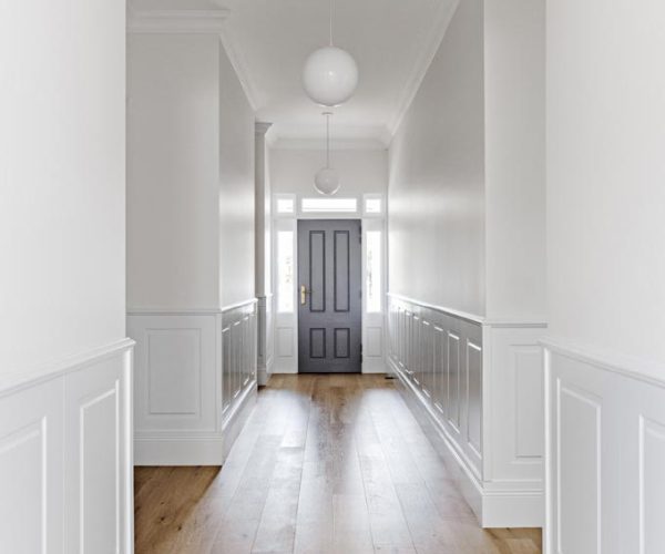 Walkers-Signature-Series-Accent-Classic-Hallway